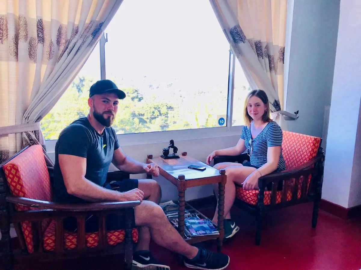 47 Alfred House - Free Pickup From Kandy City Sri Lanka